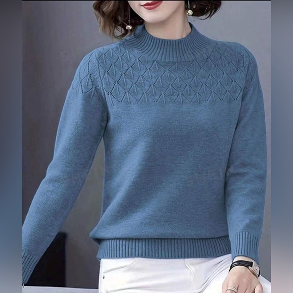 Blue sweater small mock neck crochet - Picture 2 of 4